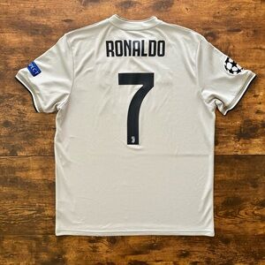 Juventus FC 2018/19 Away Soccer Jersey – Cristiano Ronaldo #7